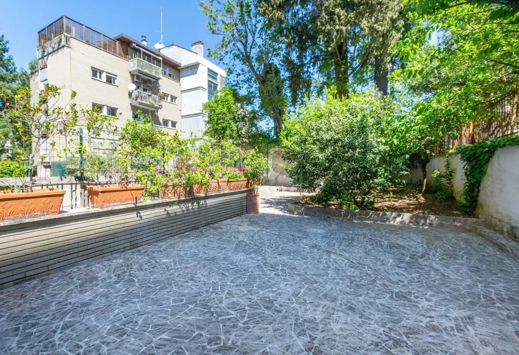 Terrasse - Luxury Flat with Private Garden in Trieste District