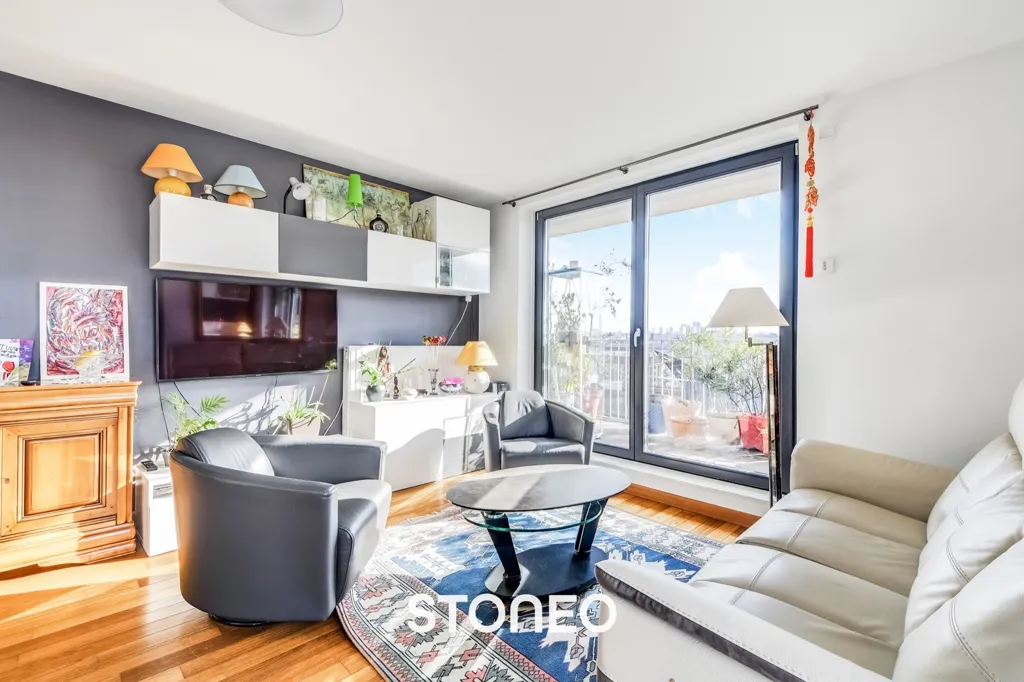 Séjour - Appartement 3 Pièces avec Terrasse à Paris 19