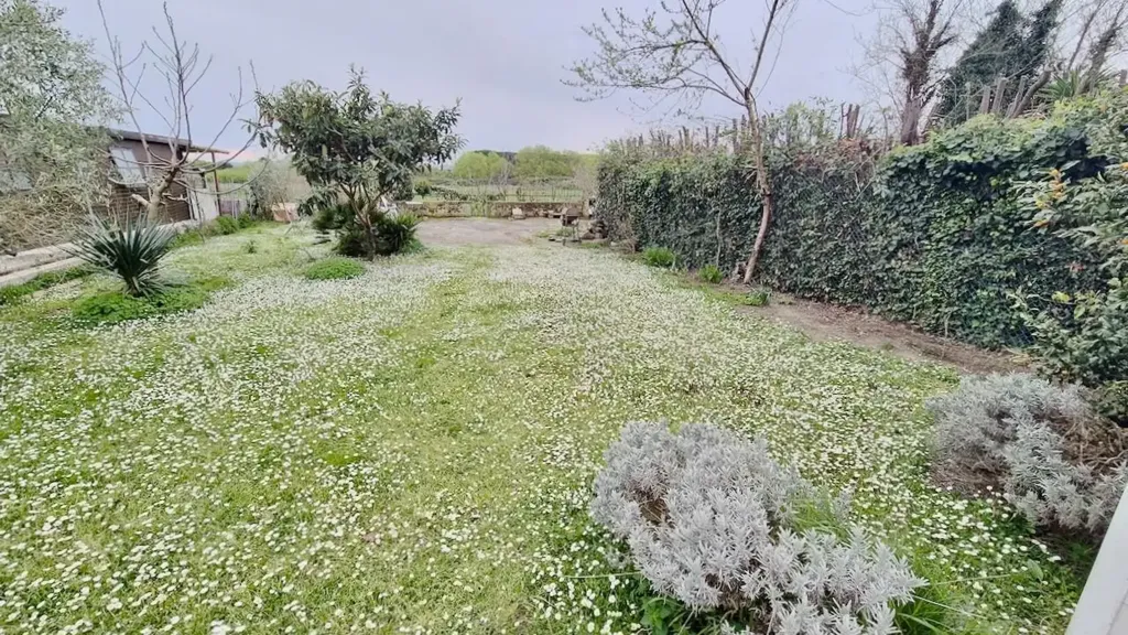 Aed - Rustic Villa with Garden in Pisa