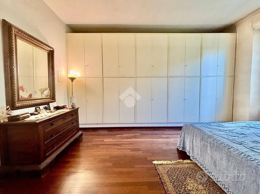 Magamistoad - Spacious Apartment with Balcony in Florence