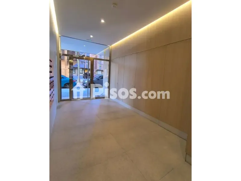 Esik - Apartment with Balcony in Valencia