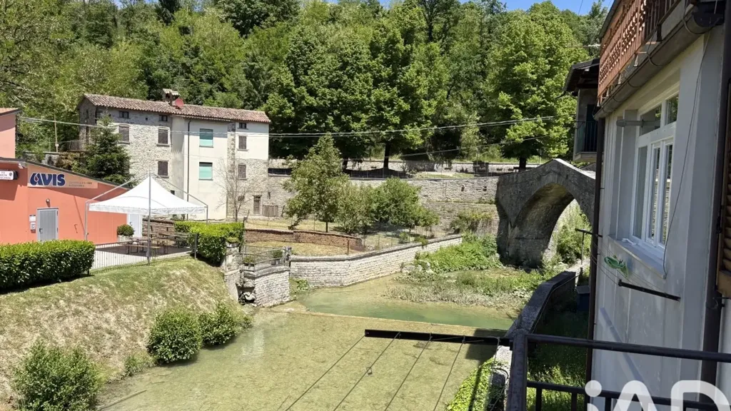 Balcon - Independent House with River View in Apecchio