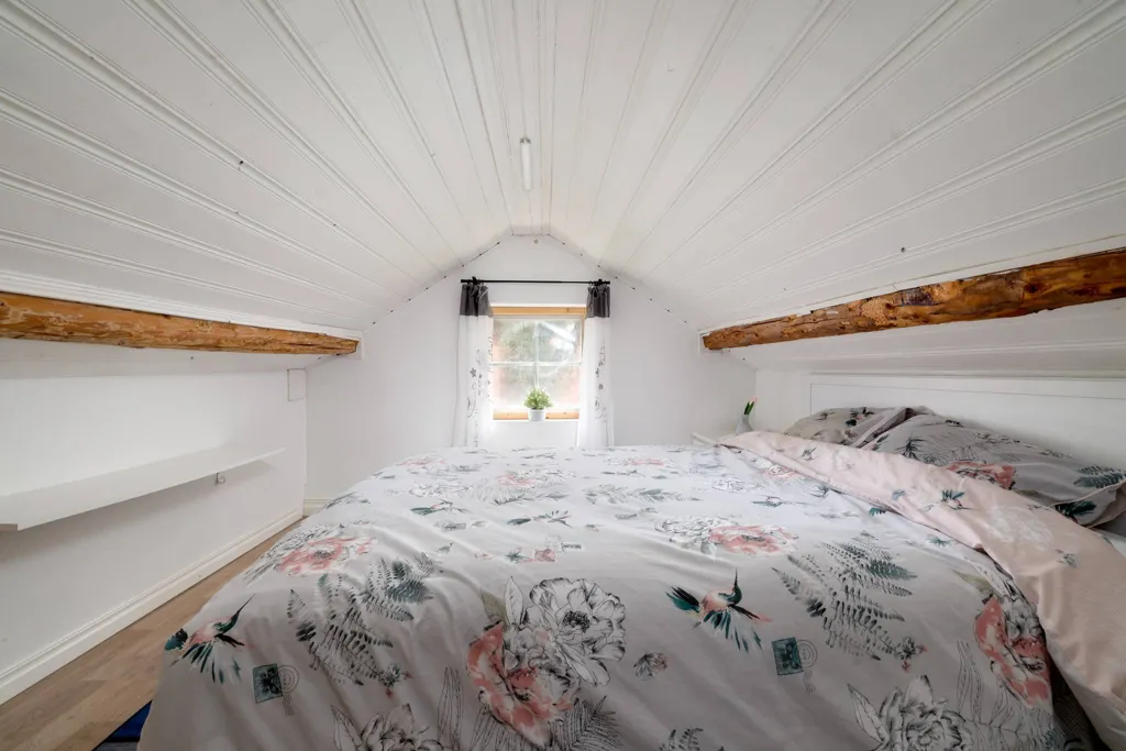 2-toaline maja asukohas Örebro kommun