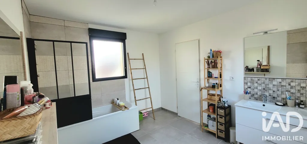 Bagni - Contemporary House with Garden in Oissel