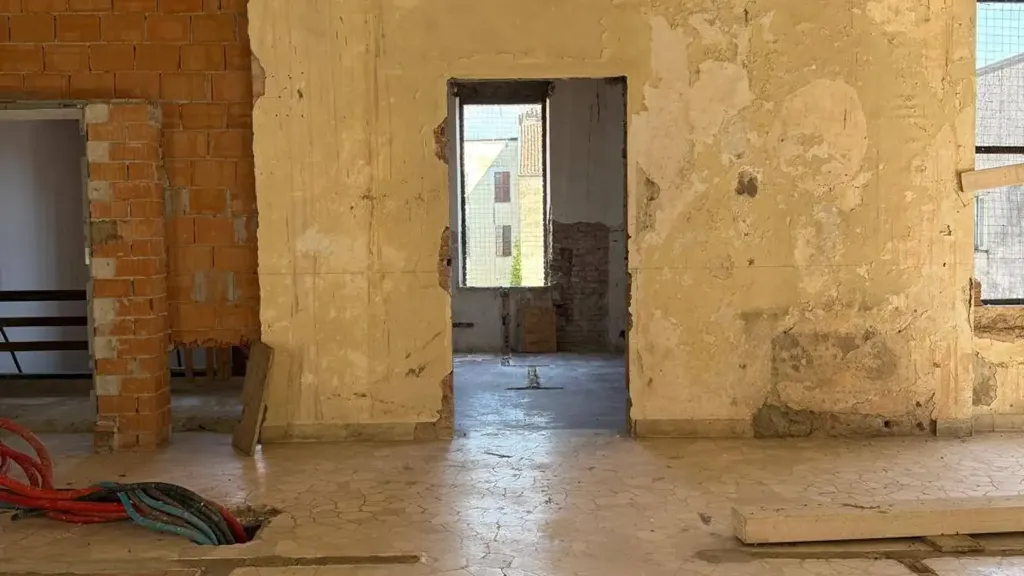 Pièces - Apartment with Piazza View in Mantova
