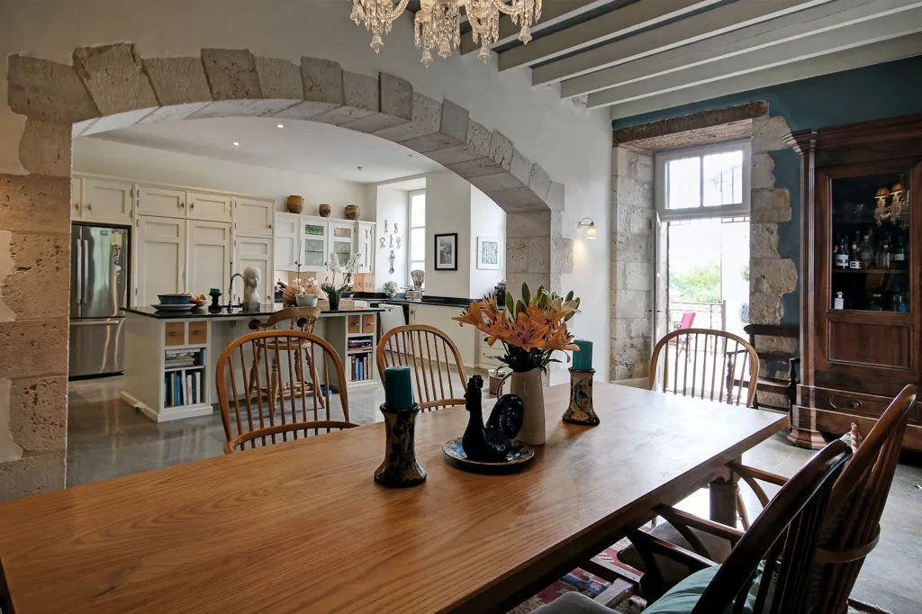 Salle à manger - Château avec Vue sur les Pyrénées près de Toulouse