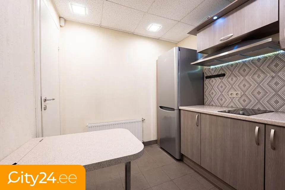Cuisine - Office Space with Garden View in Čiekurkalns