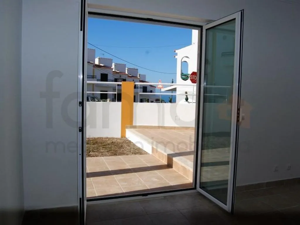 Esik - Remodelled House with Sea View in Ericeira