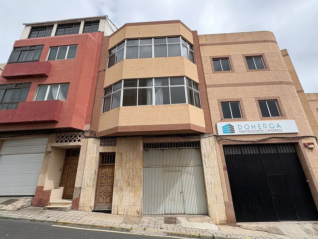 Välivaade - Terraced House with Elevator in Calle Párroco Ramón González Guedes