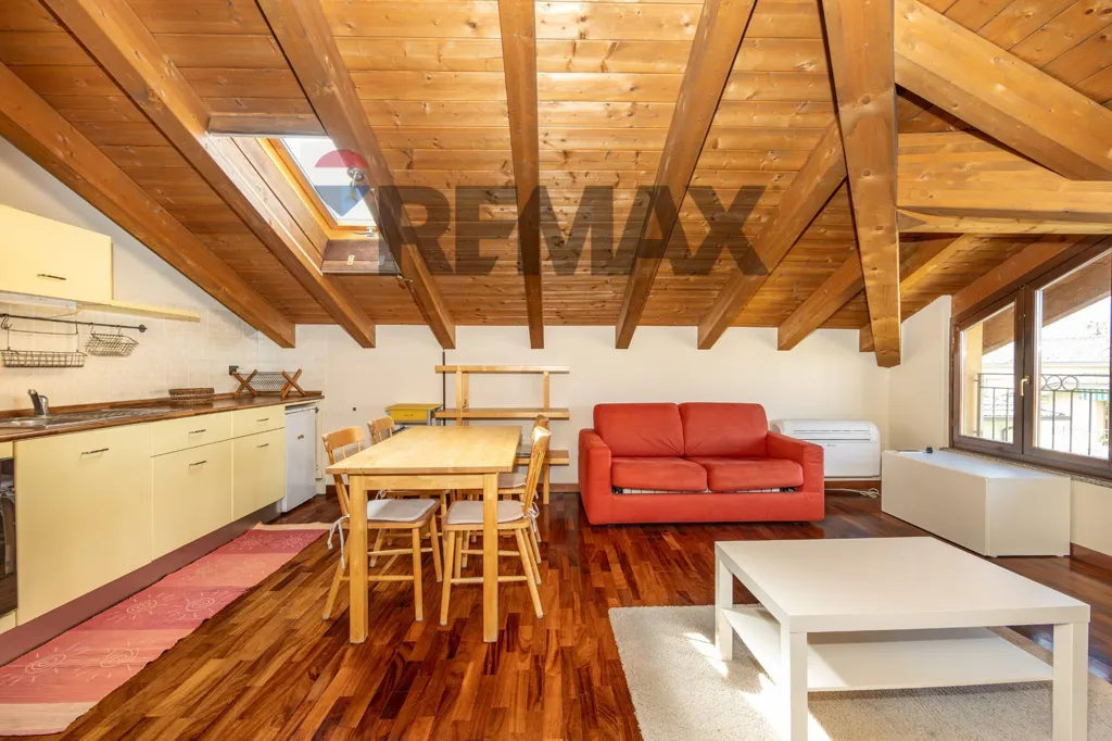 Séjour - Central Studio Flat with Terrace in Bellinzago Lombardo