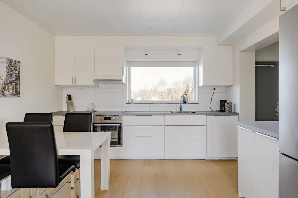 Cuisine - Modern Flat with Sunny Balcony in Stockholm