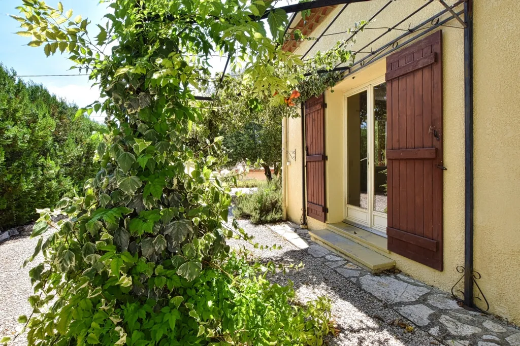 Terrass - Ground Floor Villa with Garden near Gignac