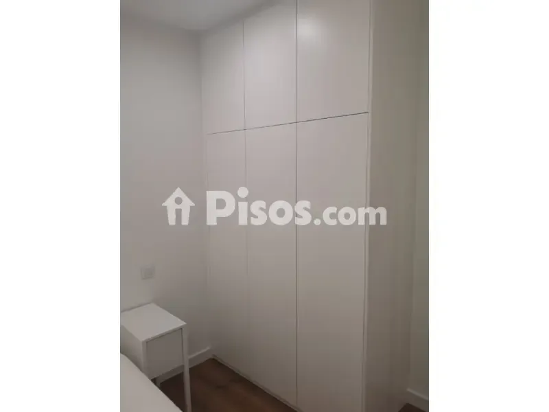 Bedrooms - Fully Furnished Flat with Balcony in Chamberí