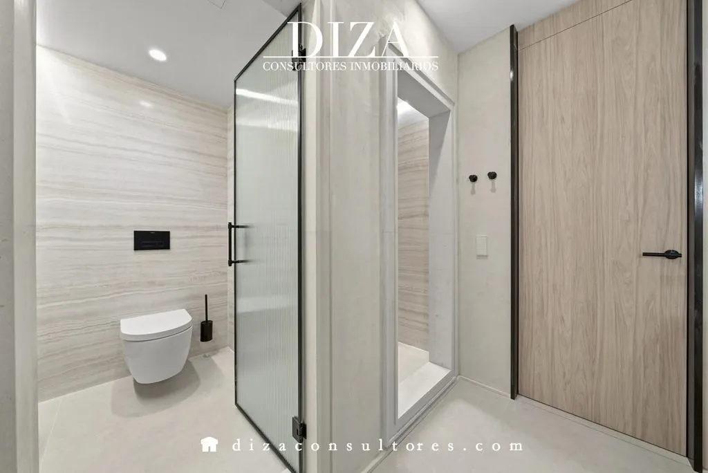 Salles de bain - Luxury Flat with 4 Bedrooms in Madrid