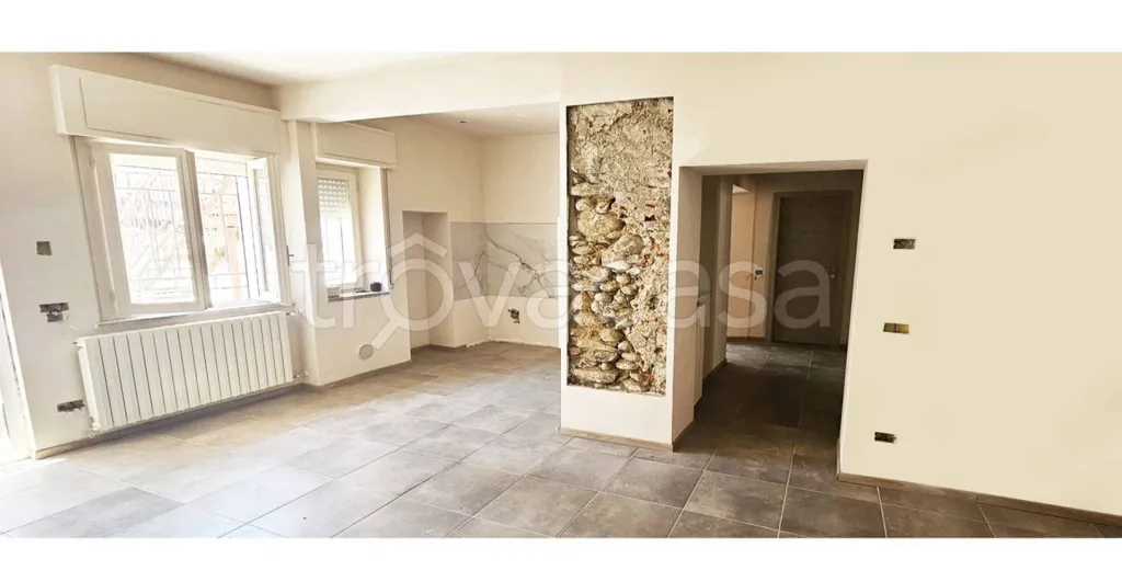 Séjour - Rustic-Style Flat with Patio in Borgo Ticino