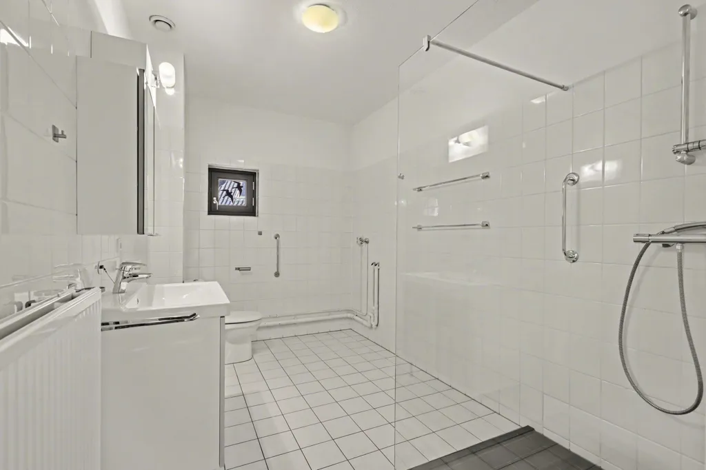 Vannitoad - Corner Flat with River View in Brandepoort