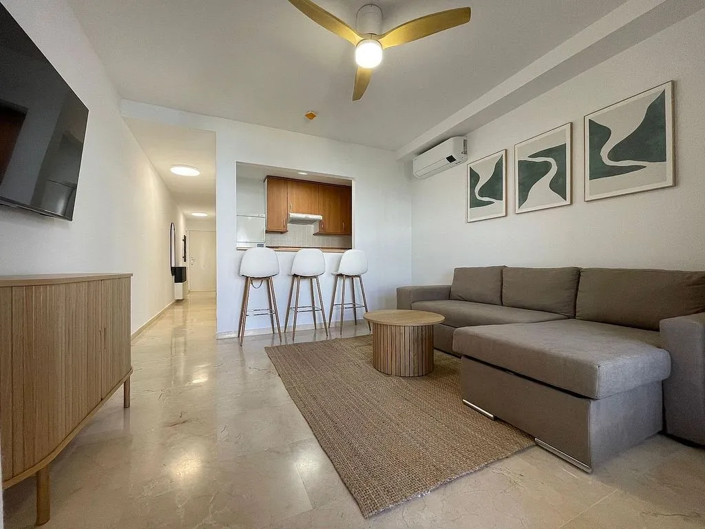 Elutuba - 1-Bedroom Apartment with Pool in Casares