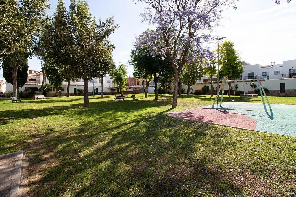 Chalet with Air Conditioning in La Rinconada