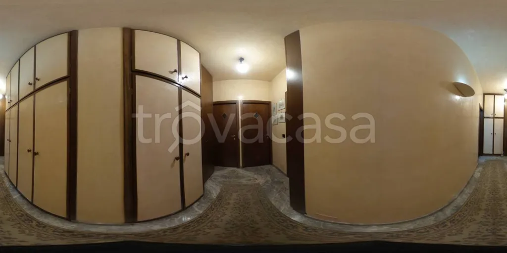 hallway_entrance