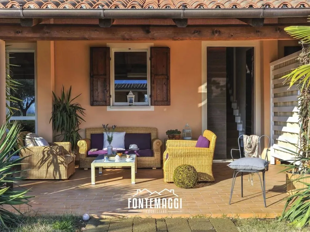 Terrasse - Villa with Sea View in San Costanzo