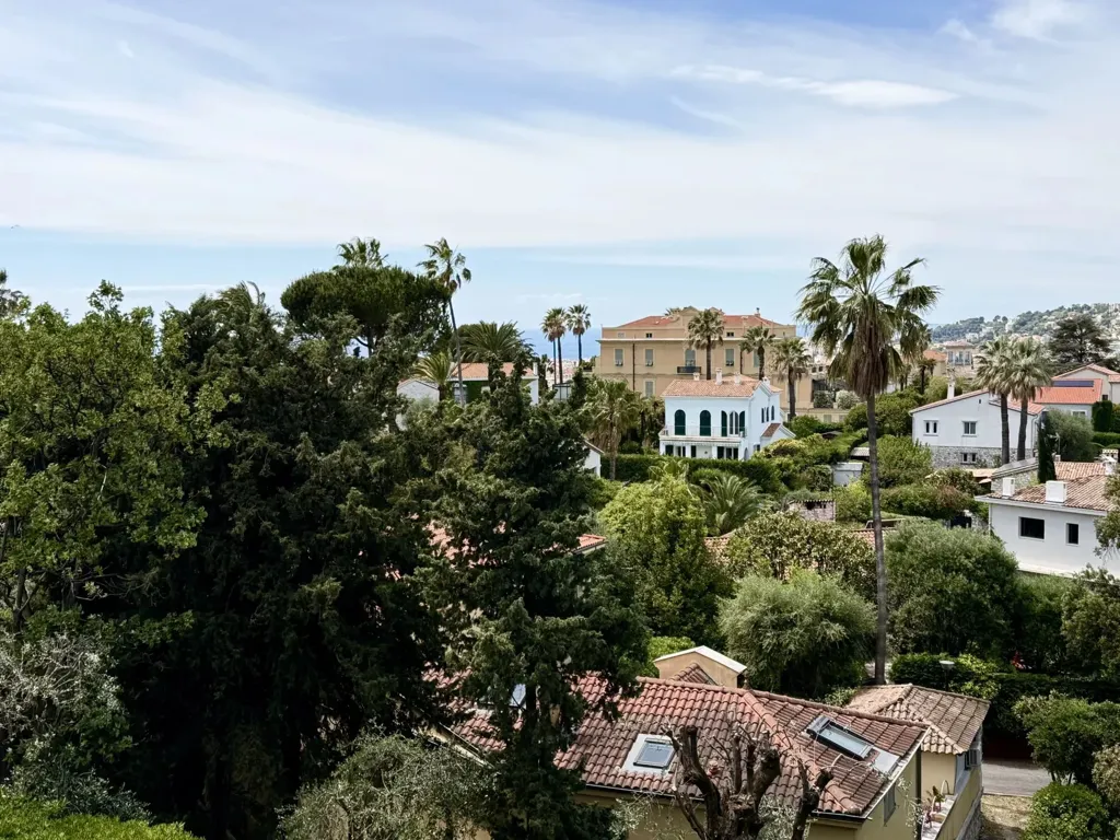 Aed - Apartment with Sea and Mountain Views in Provence
