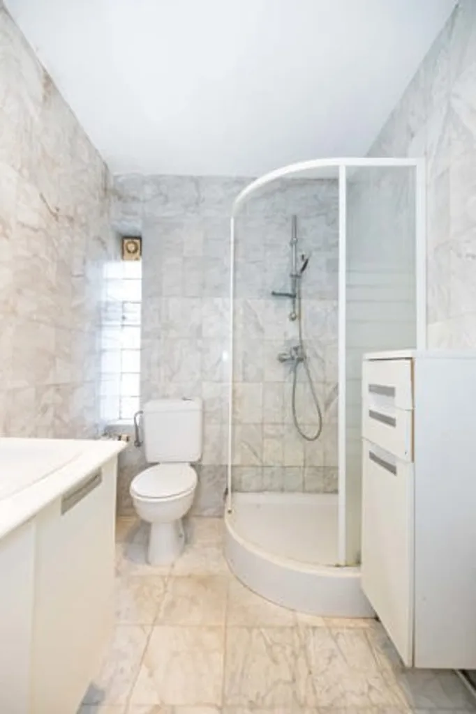 Vannitoad - Elegant Apartment near Botanique, Brussels