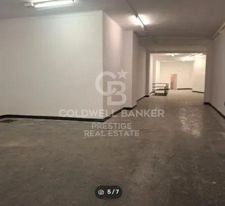 Toad - Commercial Space with Lift in Central Barcelona