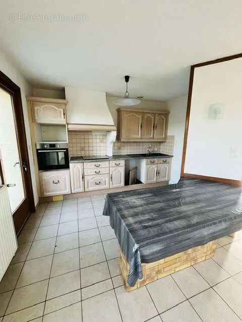 Cuisine - Maison 5 Chambres au Calme à Ouches