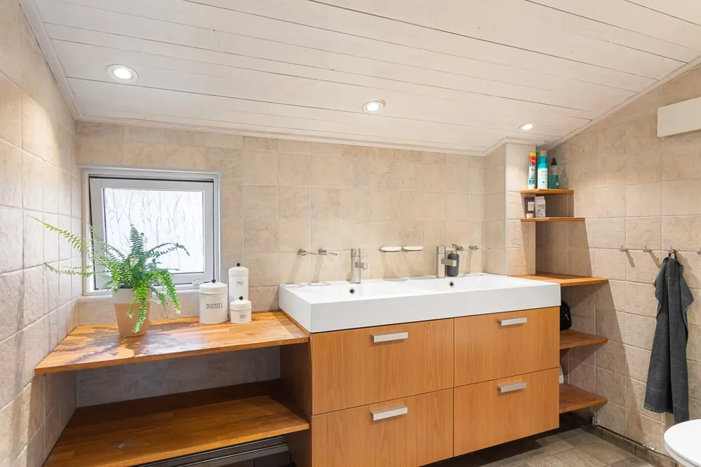 Salles de bain - Architectural Villa with Sea View in Kalmar