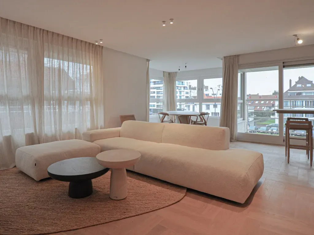 Séjour - Appartement Rénové avec Vue sur la Mer à Knokke-Heist