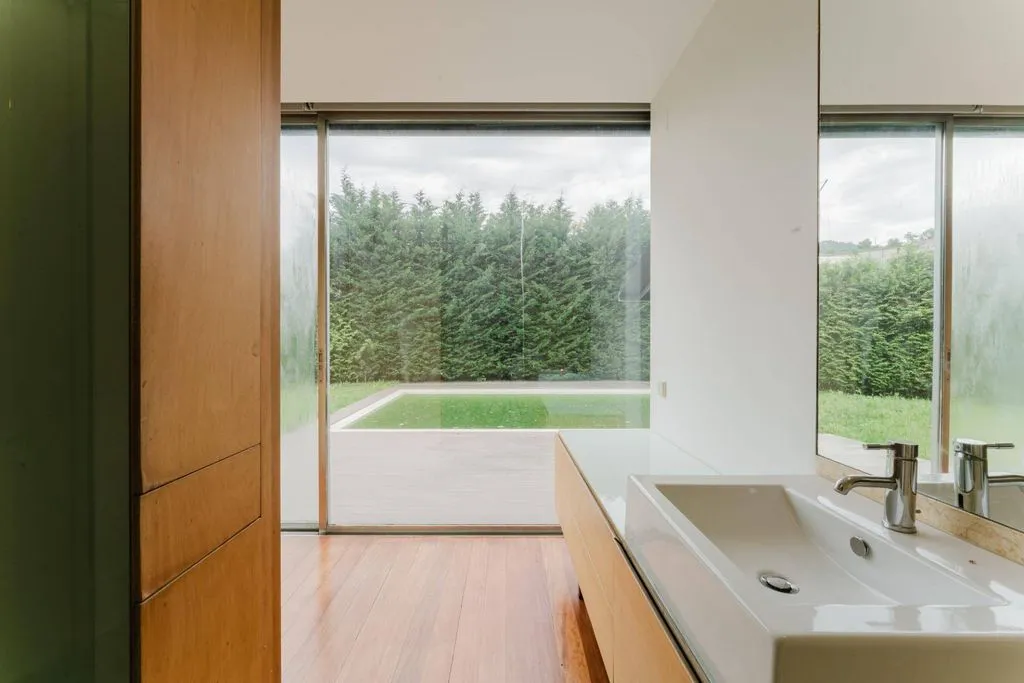 Salles de bain - Contemporary Villa with Pool in Este, Braga