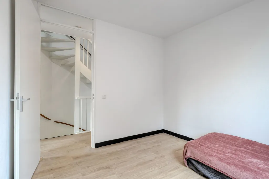 Chambres - Maison 4 pièces à Nieuw-Roden