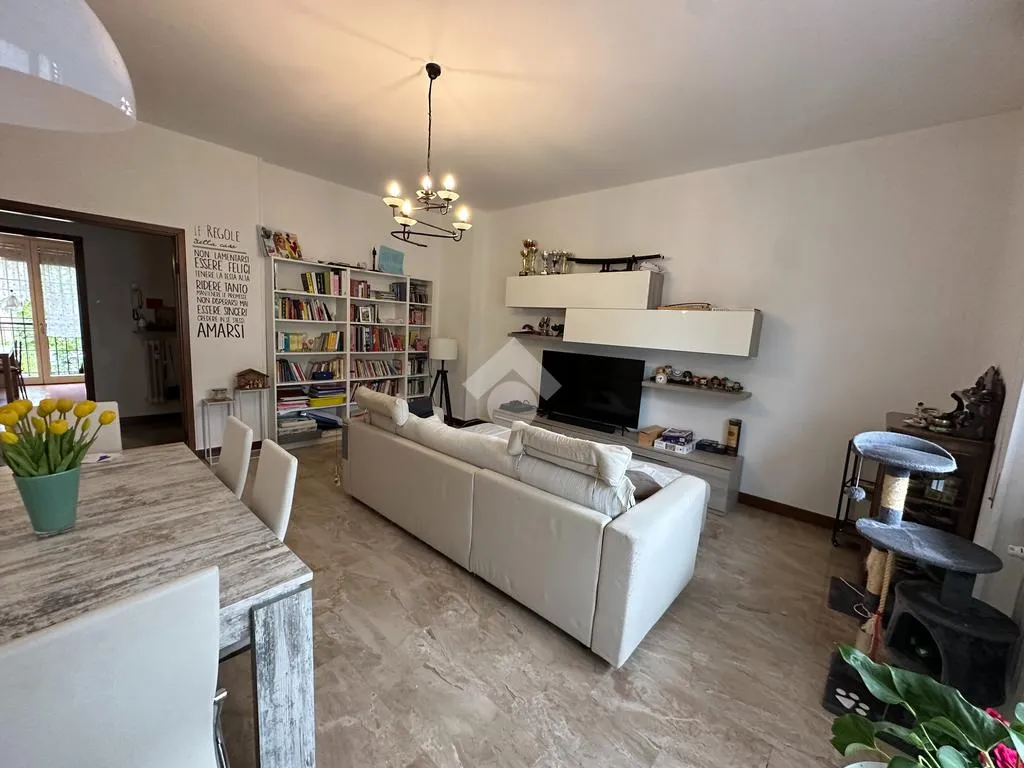 Séjour - Shared 4-Room Apartment near Brescia Metro