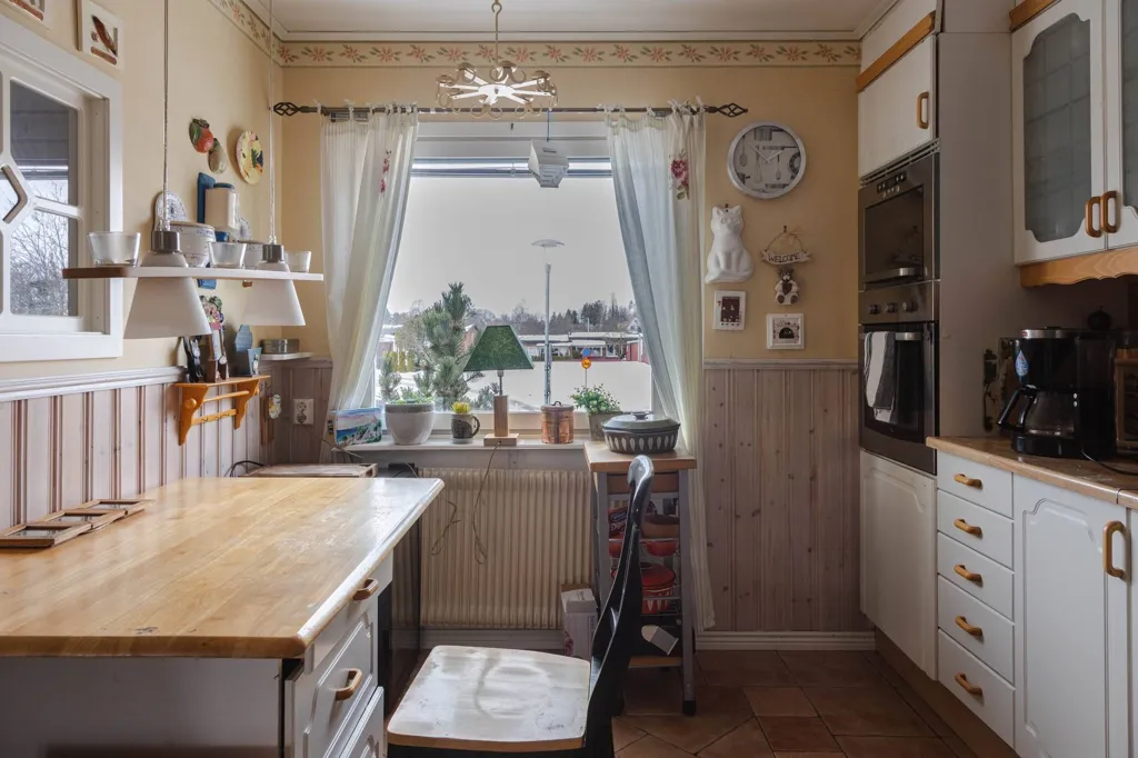 Cuisine - Maison 6 pièces à Eskilstuna kommun