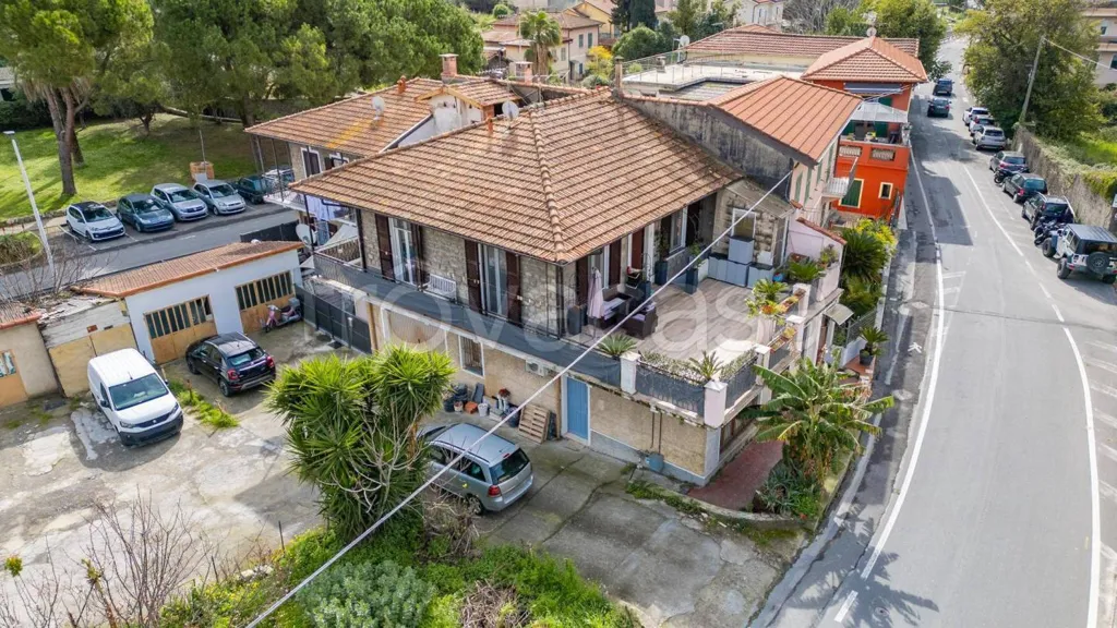 Vue aérienne - Trilocale with Terrace in Bordighera