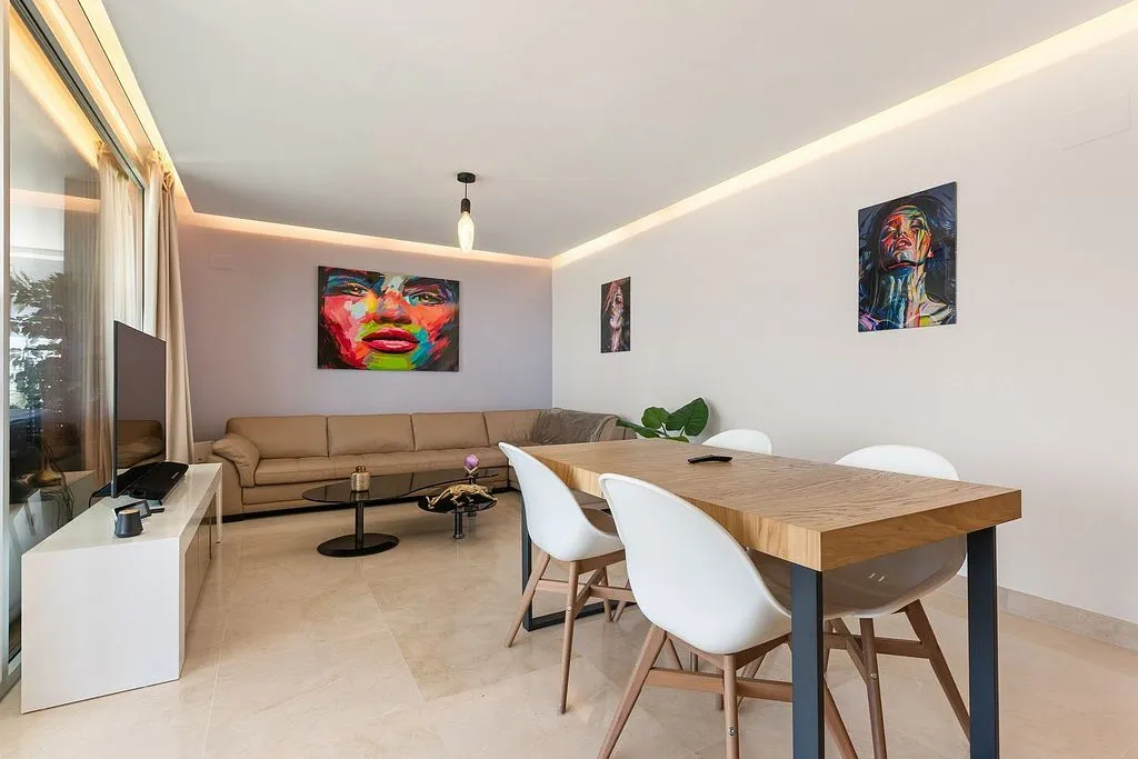 Salle à manger - Apartment with Pool and Terrace in Benahavís