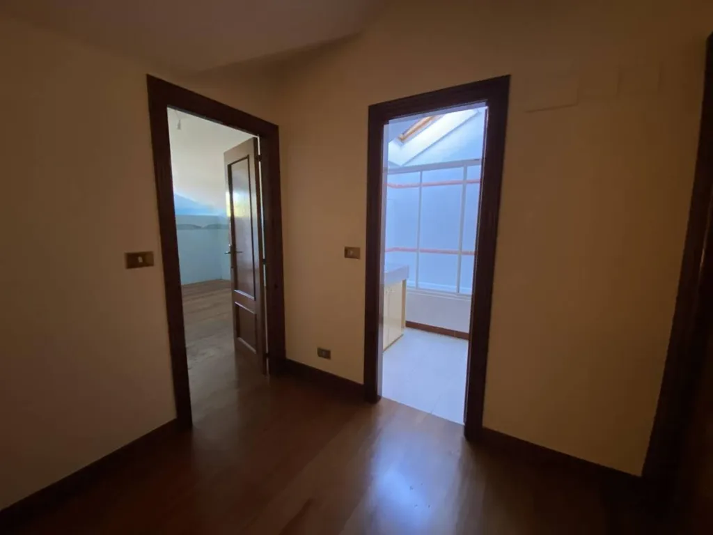 Toad - Semi-detached House with Pool in Loiu