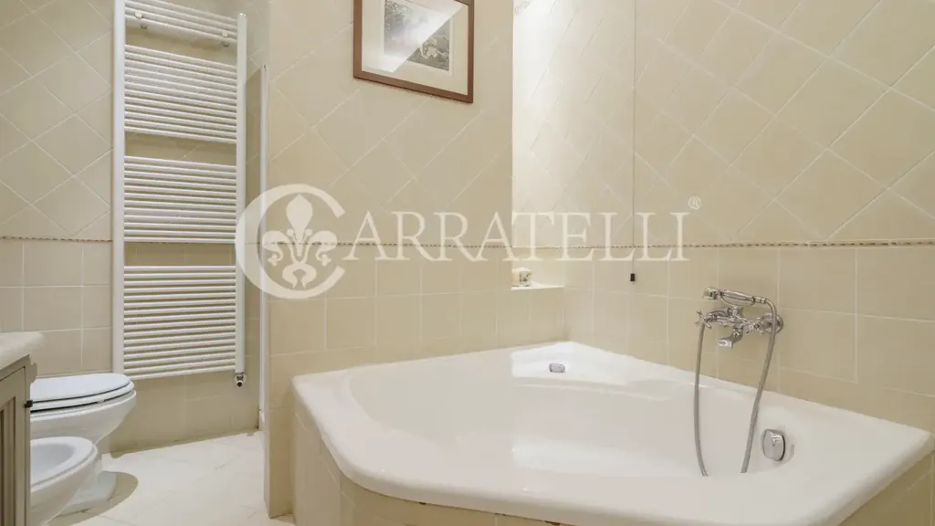 Vannitoad - Luxury Flat with Courtyard in Florence Centre