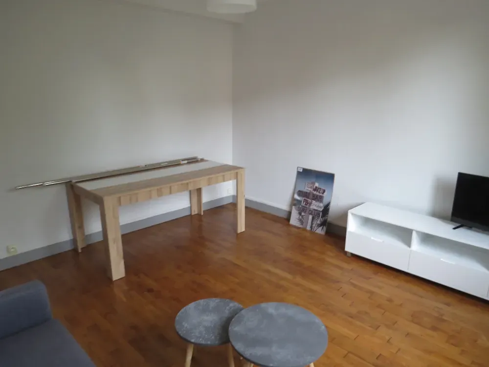 3-toaline korter asukohas Dijon