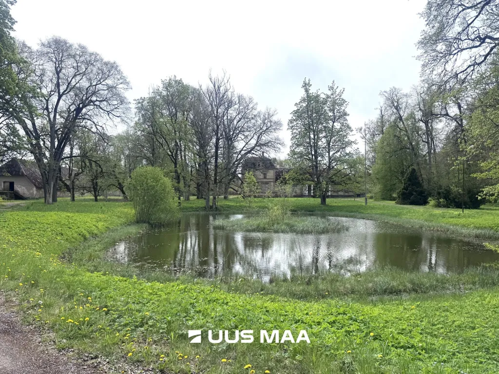 Aed - Historic Manor Complex in Roela, Lääne-Viru