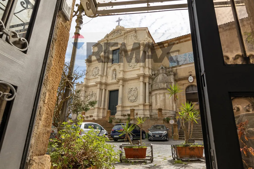 Välivaade - Operational Hotel in Caltagirone Centre