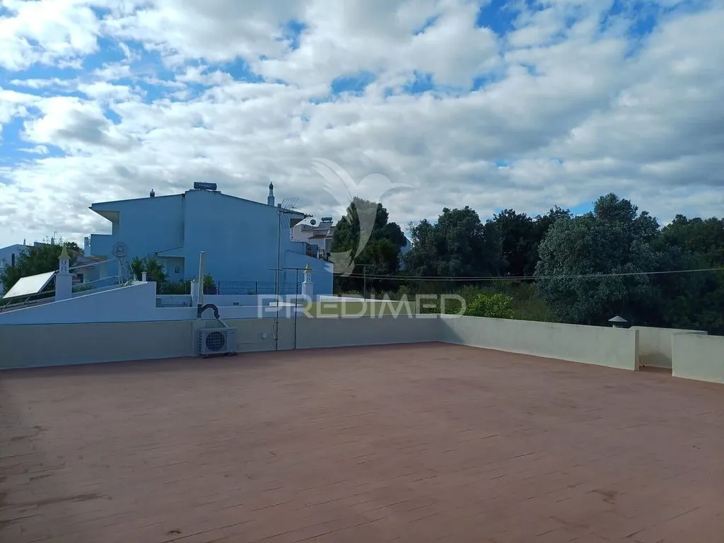 Terrass - Luxury Villa with Versatile Space in Portimão