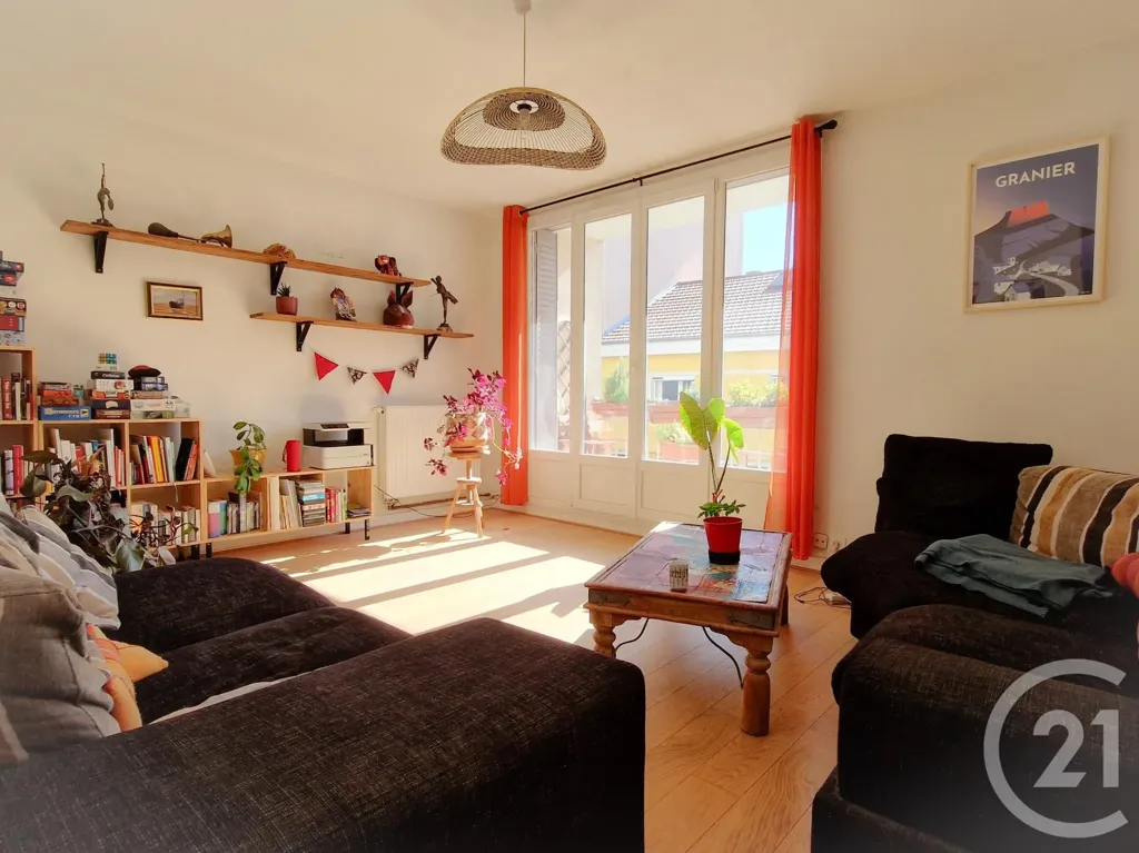 Elutuba - T3 Apartment with Balcony in Grenoble Centre