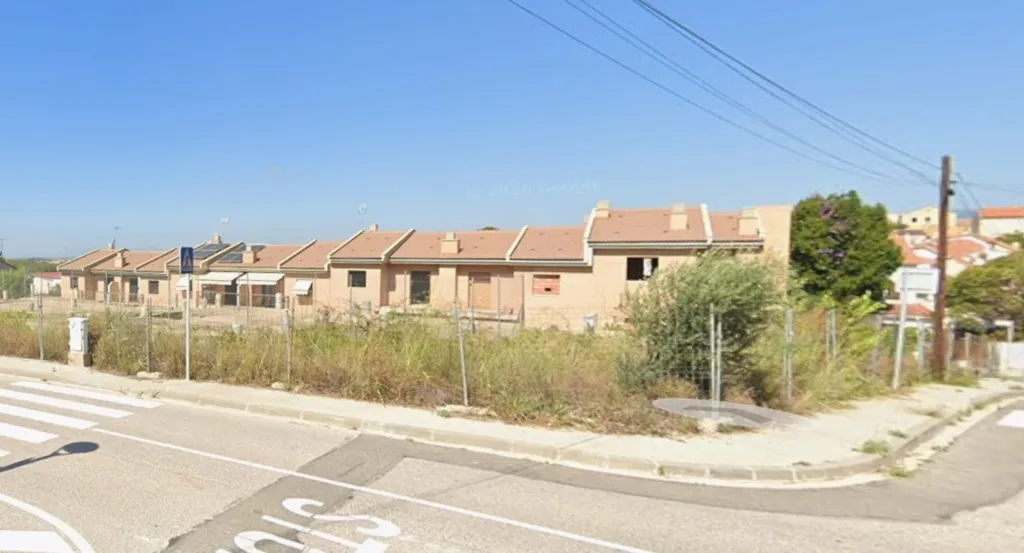 Välivaade - Unfinished Property with Development Potential in Secuita