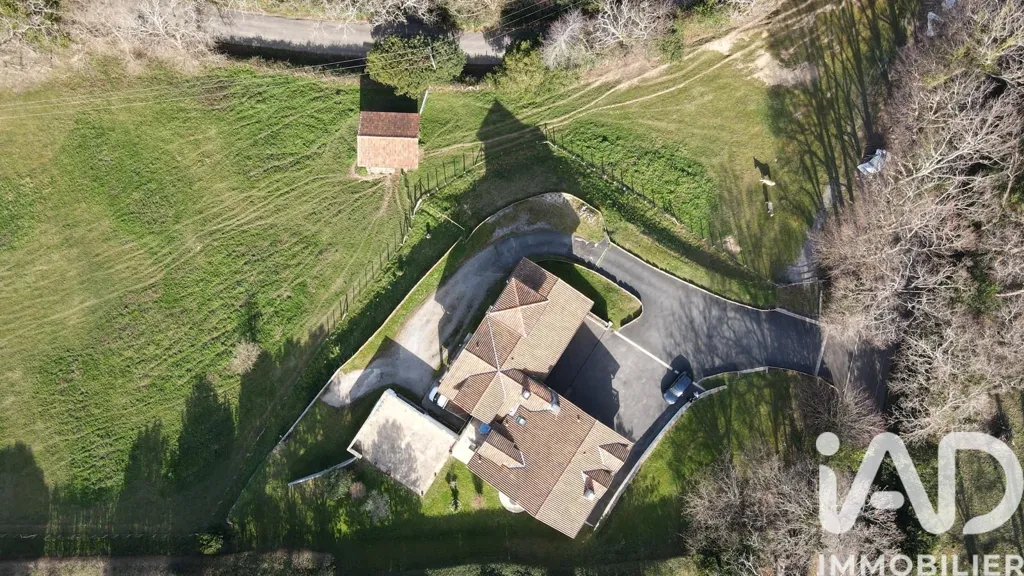 Vista aerea - Architectural Villa with Mountain View in Urrugne