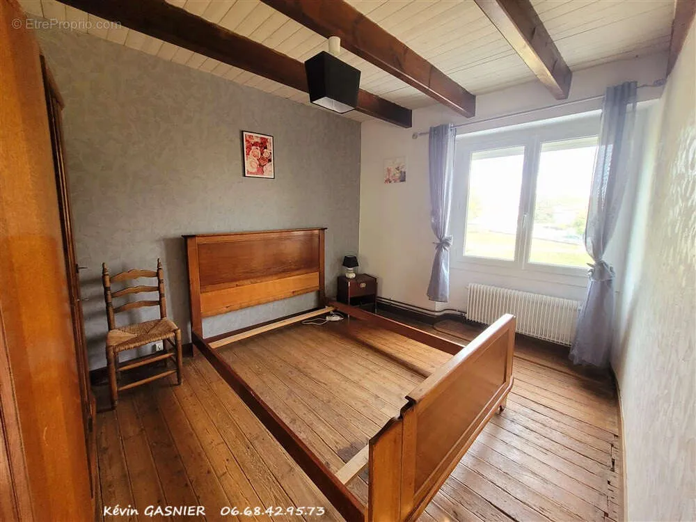 Chambres - Maison de Campagne avec Atelier à Montjean