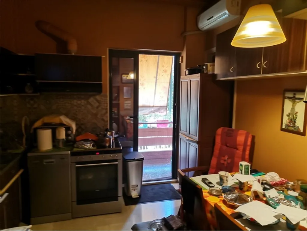 Cucina - Renovated Corner Apartment with Front View in Erythraia Centre