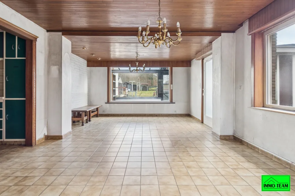 Elutuba - Renovateable 4-Faced House in Liedekerke