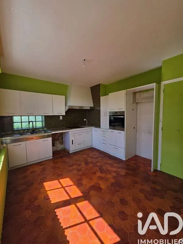 Maison 6 pièces à Bellerive-Sur-Allier