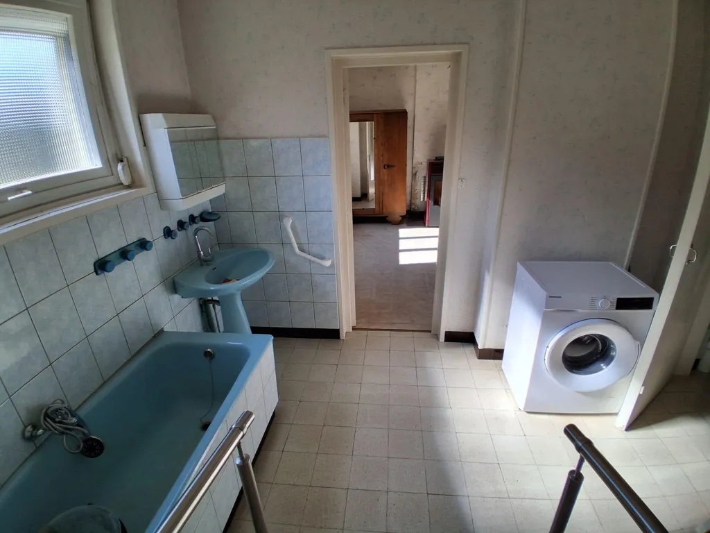 Salles de bain - Longère Charmante avec Dépendance à Neuvilly